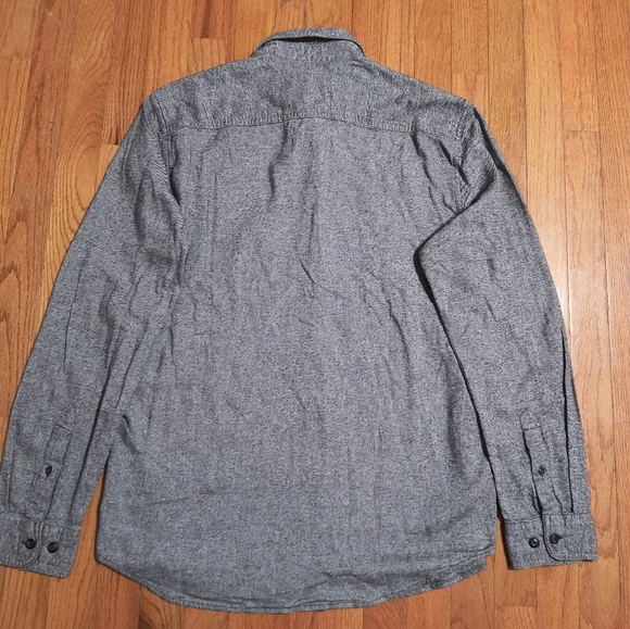 NWT Sonoma the Super Soft Flannel button down shirt, men's medium, gray - Picture 11 of 13